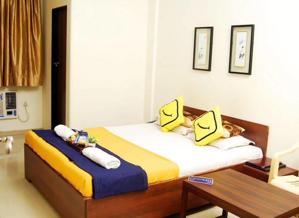 Stay Vista Rooms At Thane Station Extérieur photo